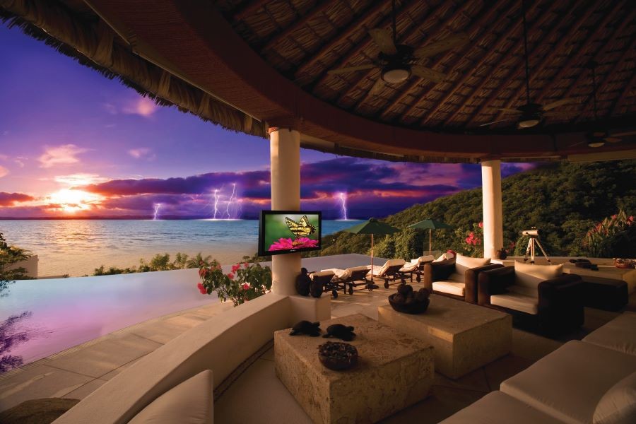 explore-the-incredible-options-in-todays-outdoor-entertainment